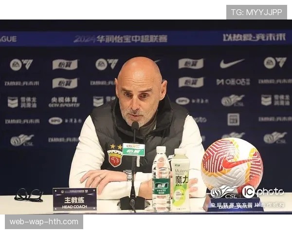 篮网队从海外联赛引进专项教练，负责改善球队关键时刻的进攻战术